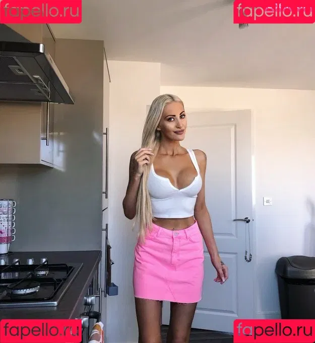 Tamsin Louise Hall Onlyfans Photo Gallery 