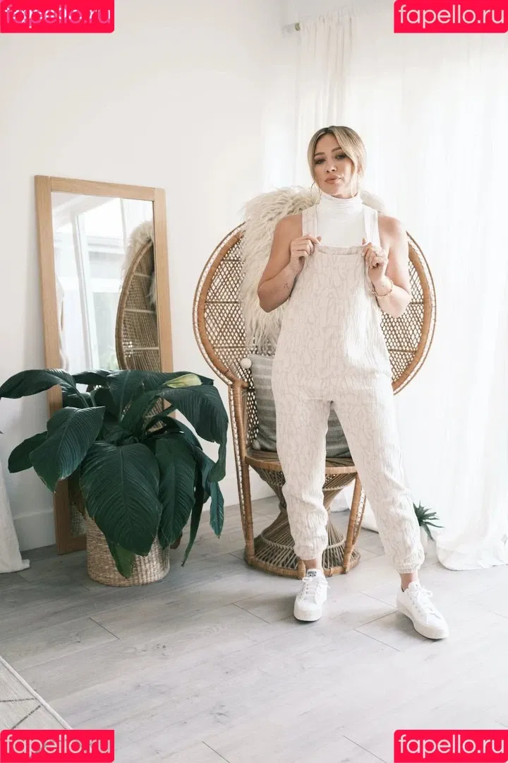 Hilary Duff Onlyfans Photo Gallery 