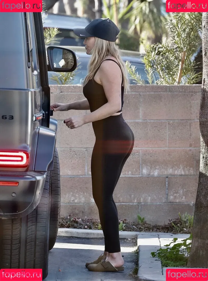 Hilary Duff Onlyfans Photo Gallery 
