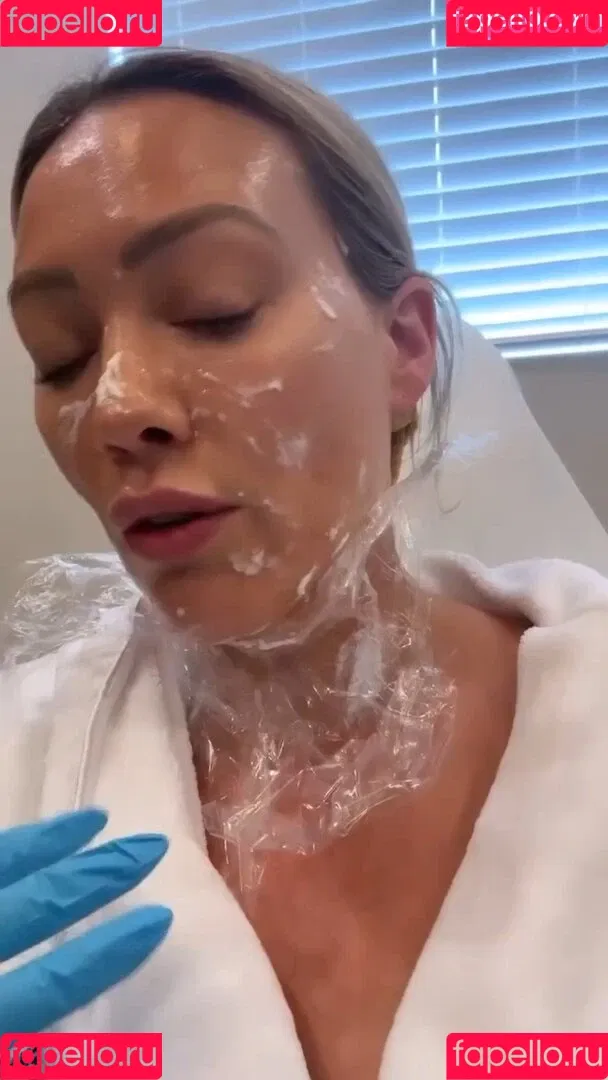 Hilary Duff Onlyfans Photo Gallery 
