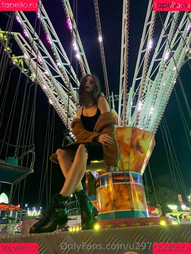 lovelylollyhehe Onlyfans Photo Gallery 