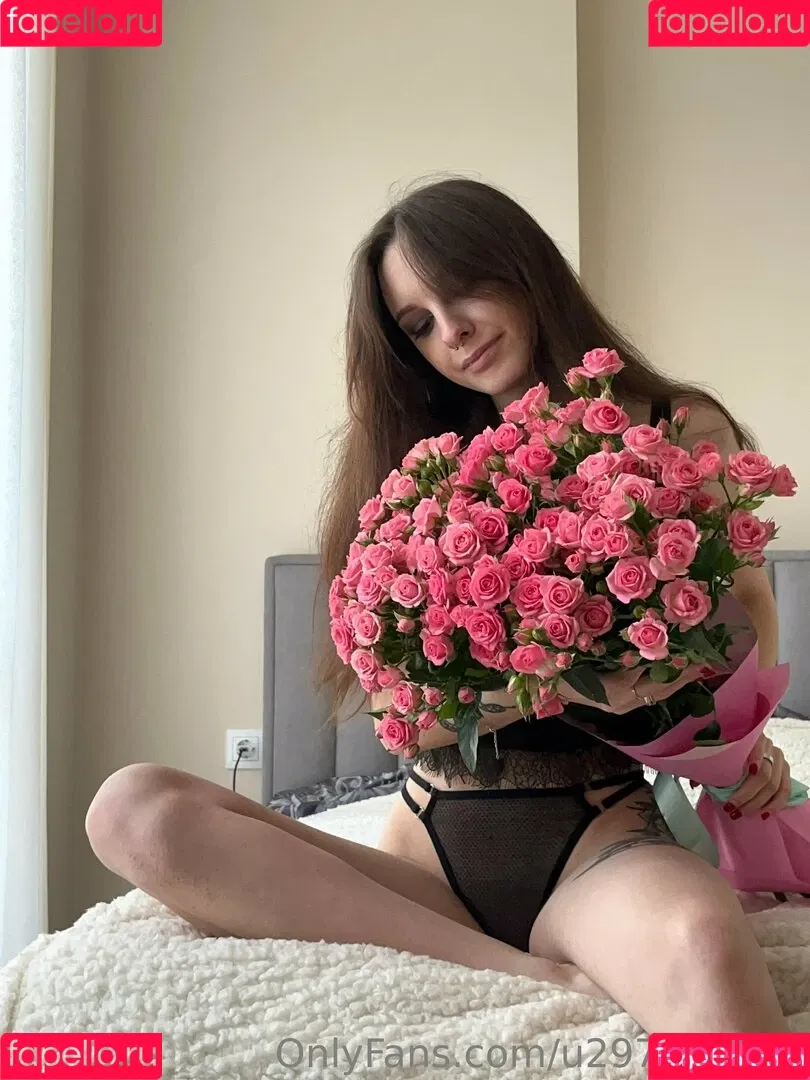 lovelylollyhehe Onlyfans Photo Gallery 