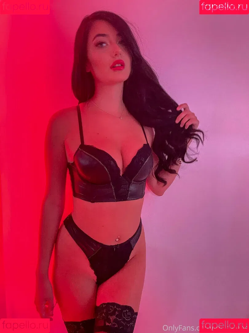 lorinajane Onlyfans Photo Gallery 