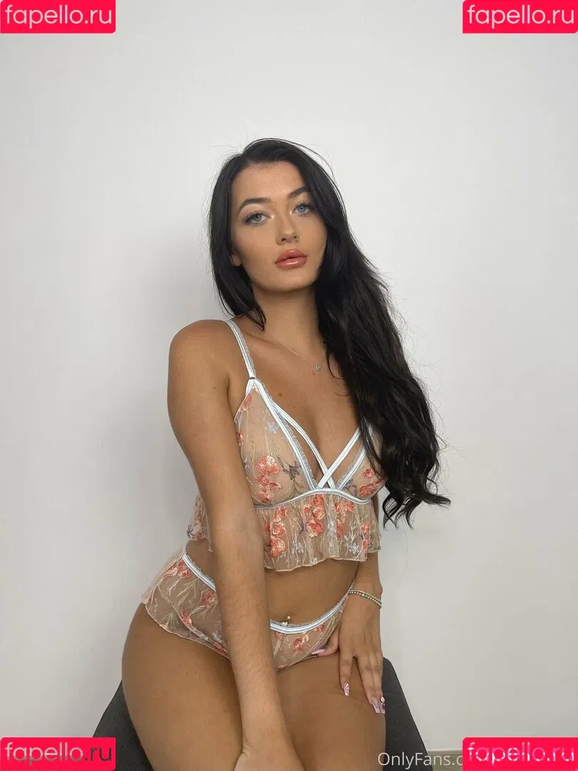 lorinajane Onlyfans Photo Gallery 