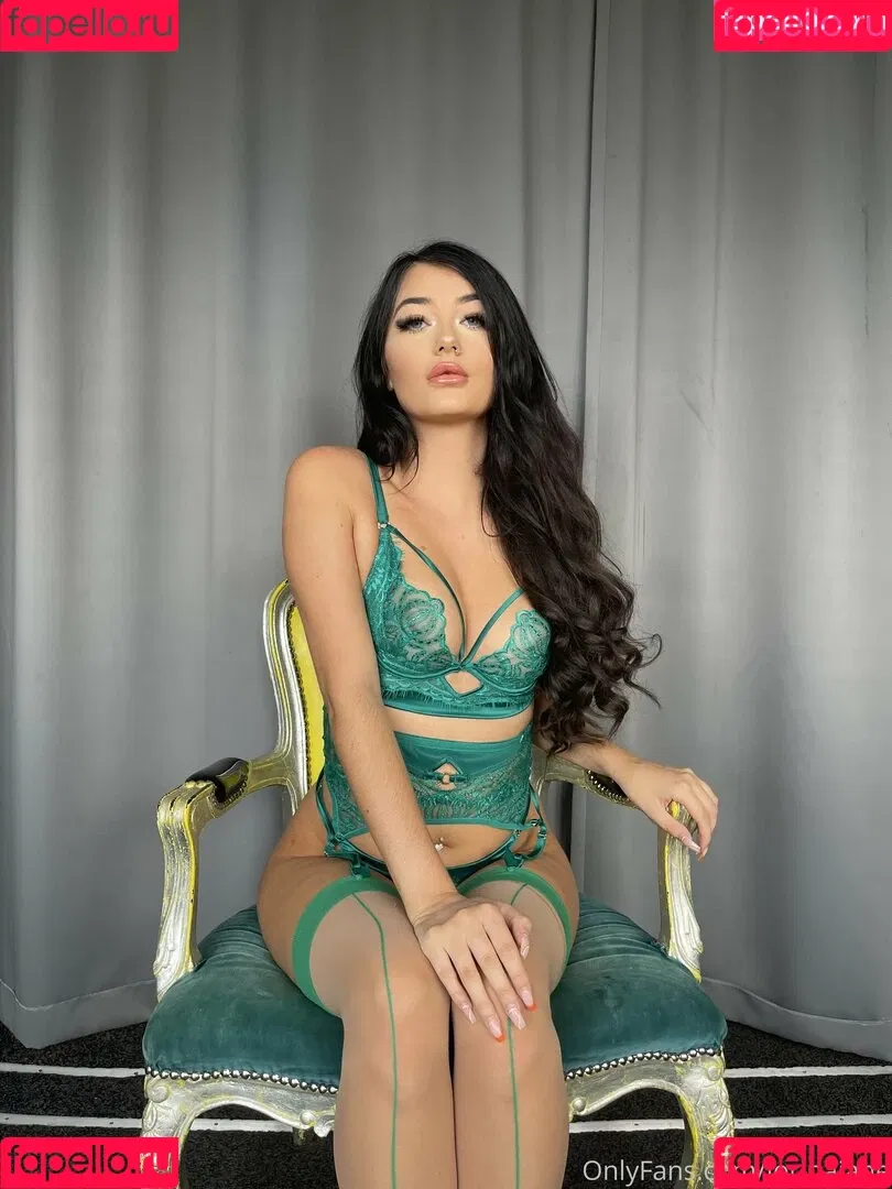 lorinajane Onlyfans Photo Gallery 
