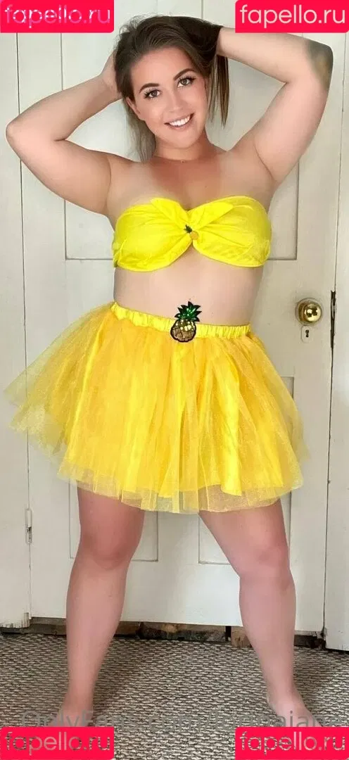 lorinajane Onlyfans Photo Gallery 