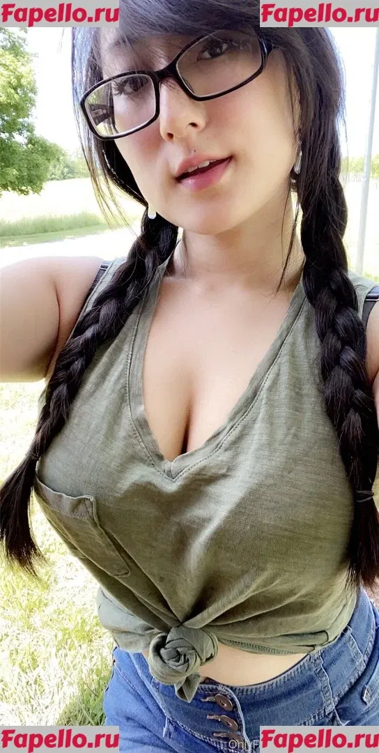 Bitesizedmeg Onlyfans Photo Gallery 