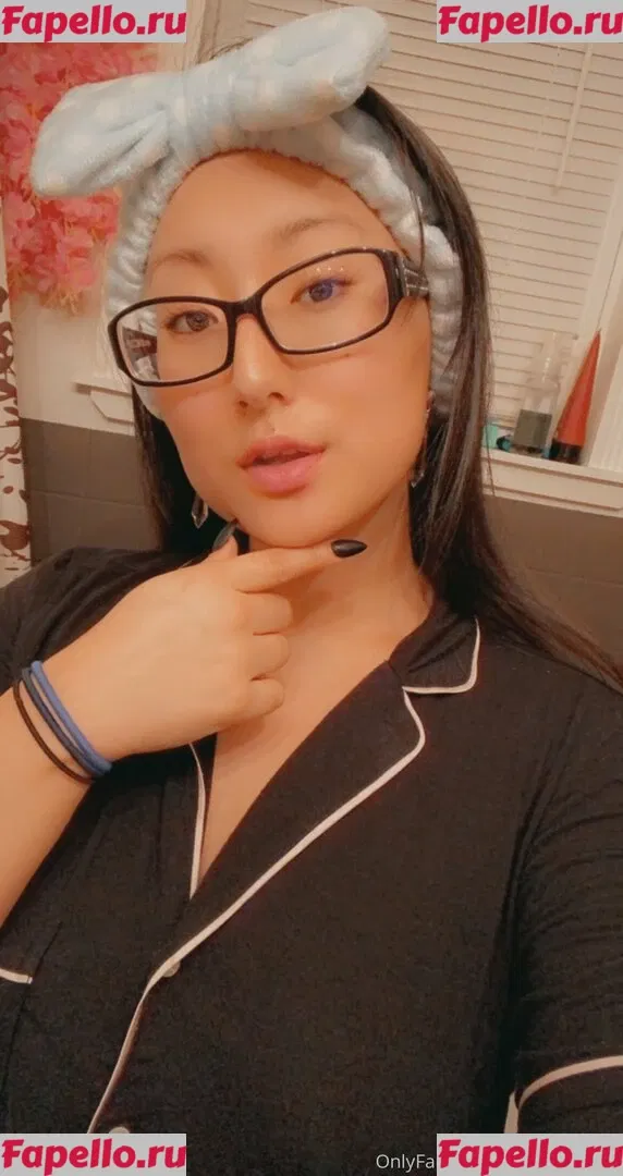 Bitesizedmeg Onlyfans Photo Gallery 