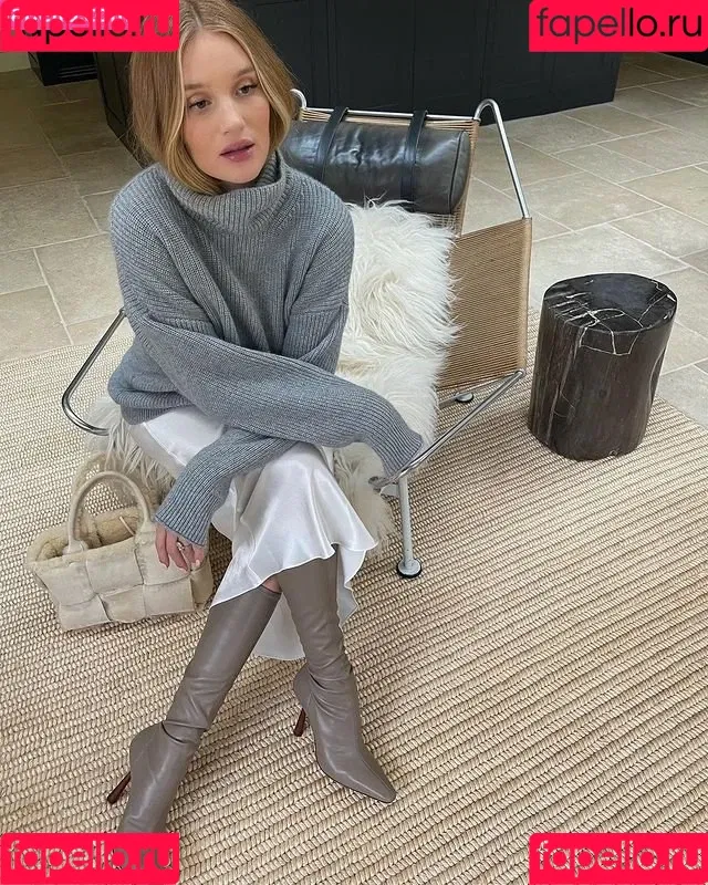 Rosie Huntington-Whiteley Onlyfans Photo Gallery 