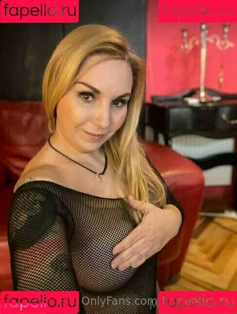 floweremma Onlyfans Photo Gallery 