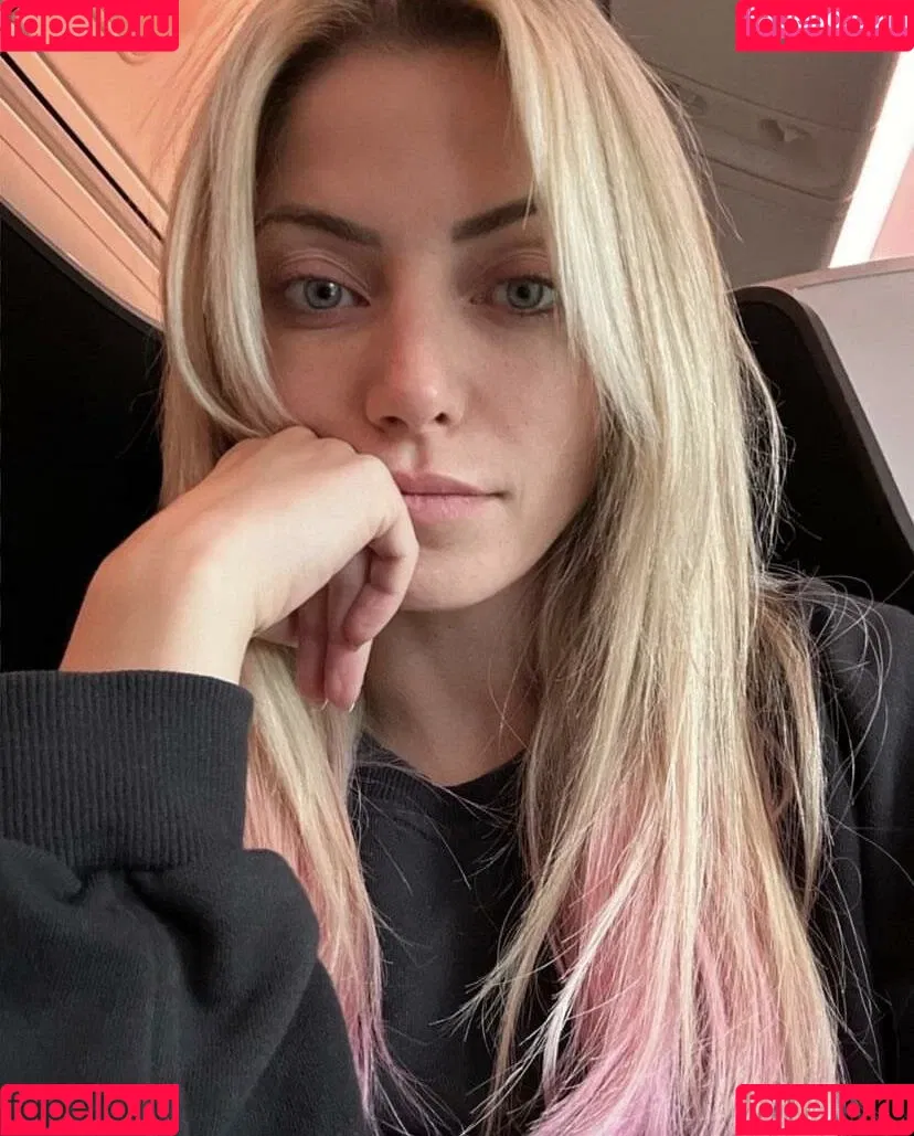 Alexa Bliss Onlyfans Photo Gallery 