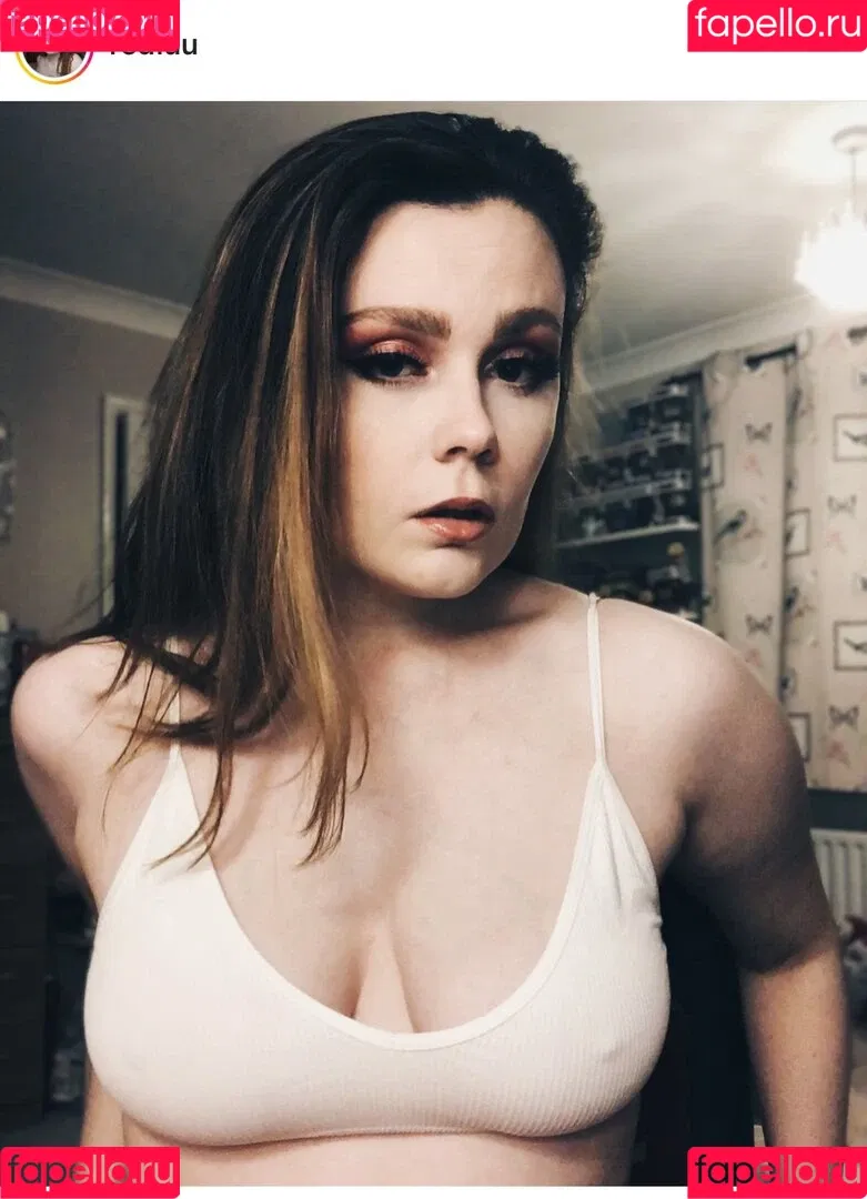 Reach For The Peach Onlyfans Photo Gallery 