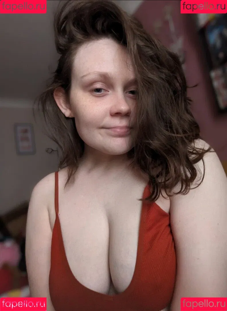 Reach For The Peach Onlyfans Photo Gallery 