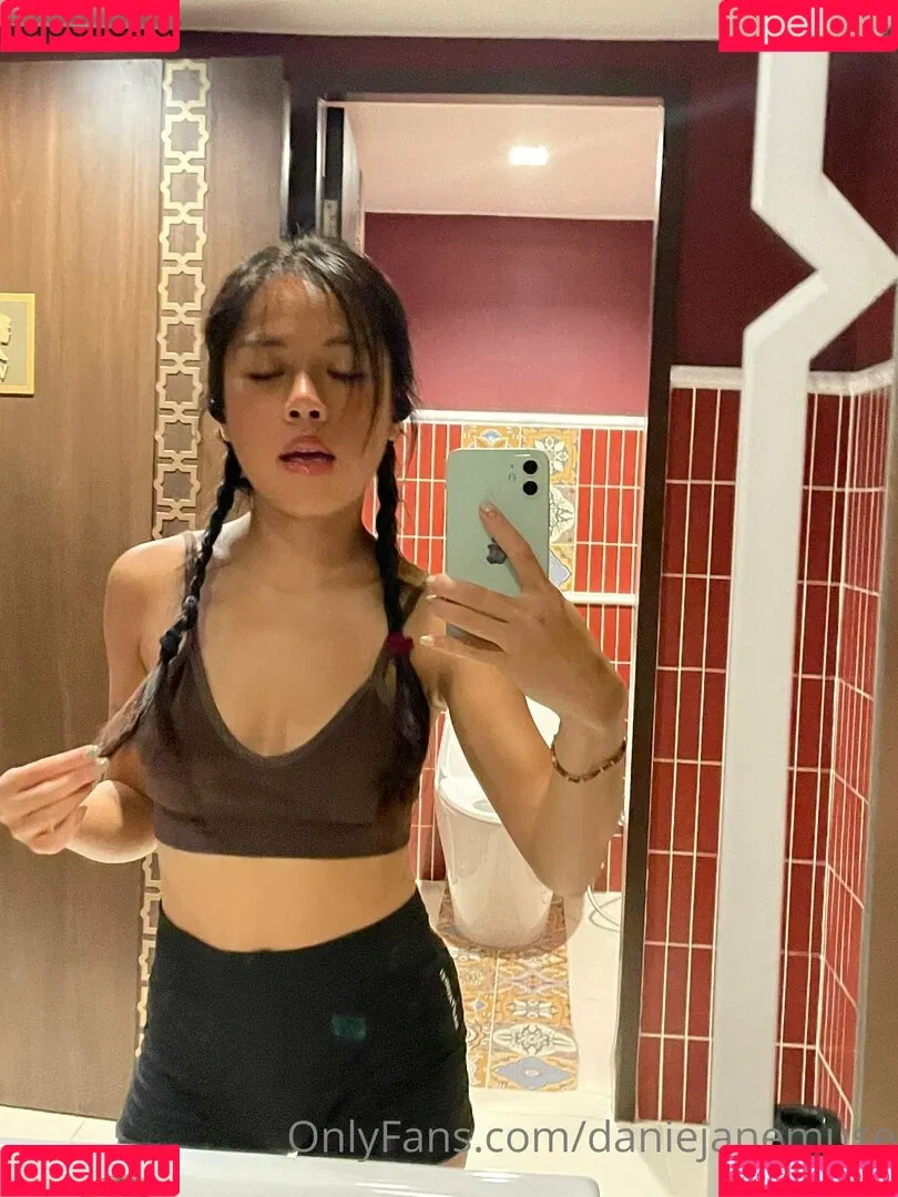 Danie Jane Onlyfans Photo Gallery 
