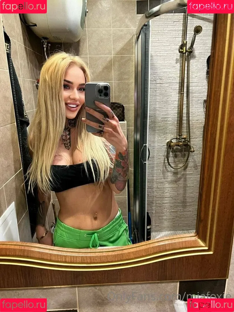 miafoxie Onlyfans Photo Gallery 