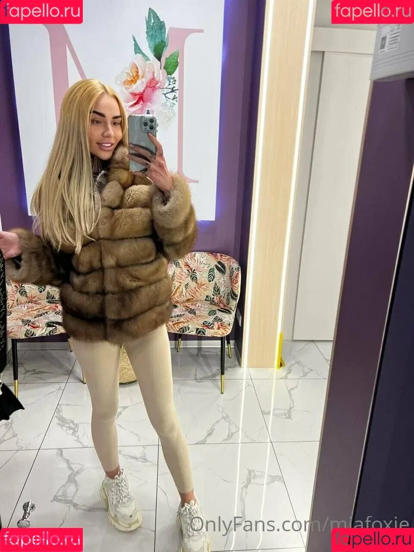 miafoxie Onlyfans Photo Gallery 