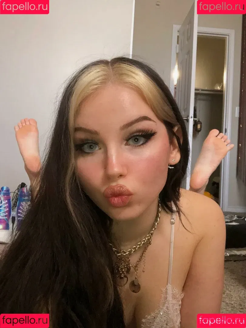 katyakittyxo Onlyfans Photo Gallery 