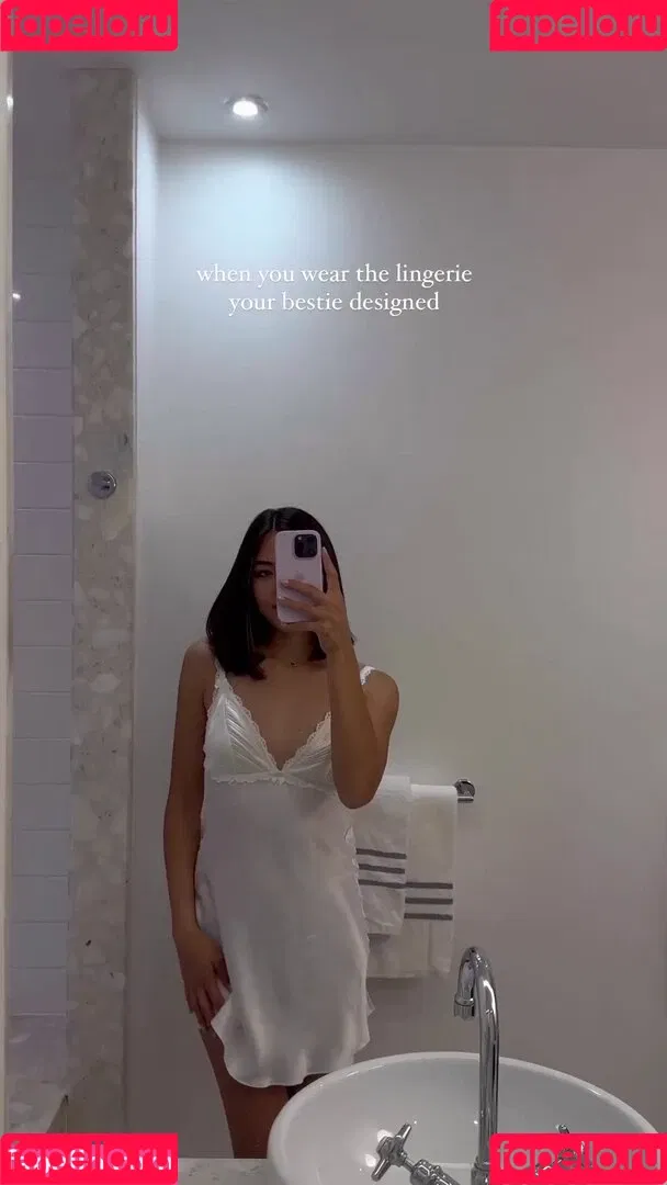 Shanti Tan Onlyfans Photo Gallery 