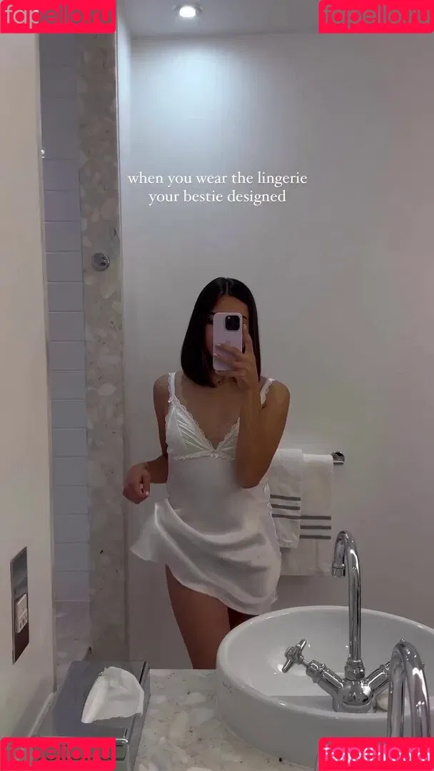 Shanti Tan Onlyfans Photo Gallery 