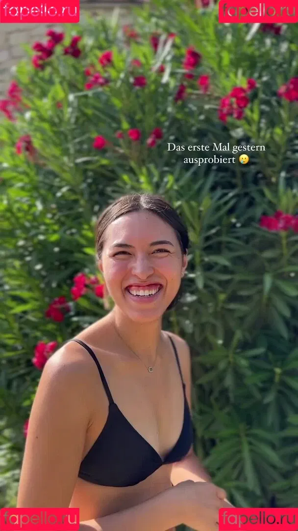 Shanti Tan Onlyfans Photo Gallery 