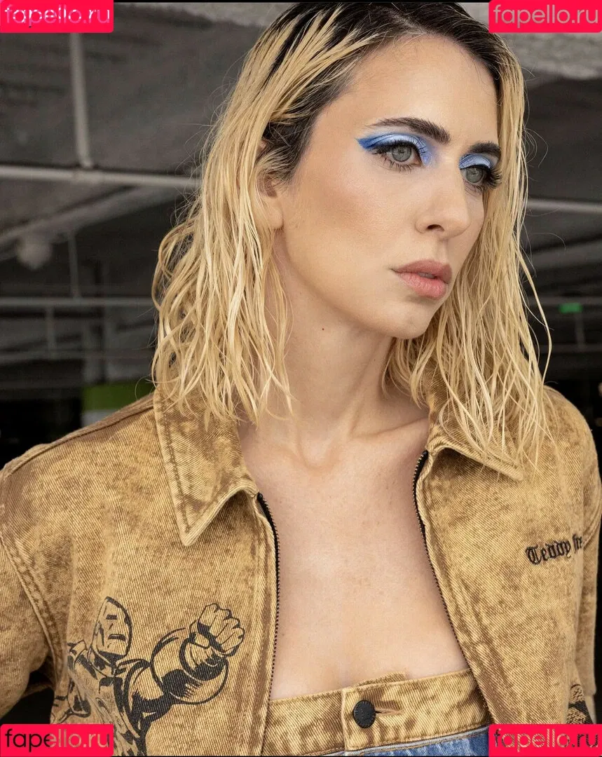 Hila Klein Onlyfans Photo Gallery 