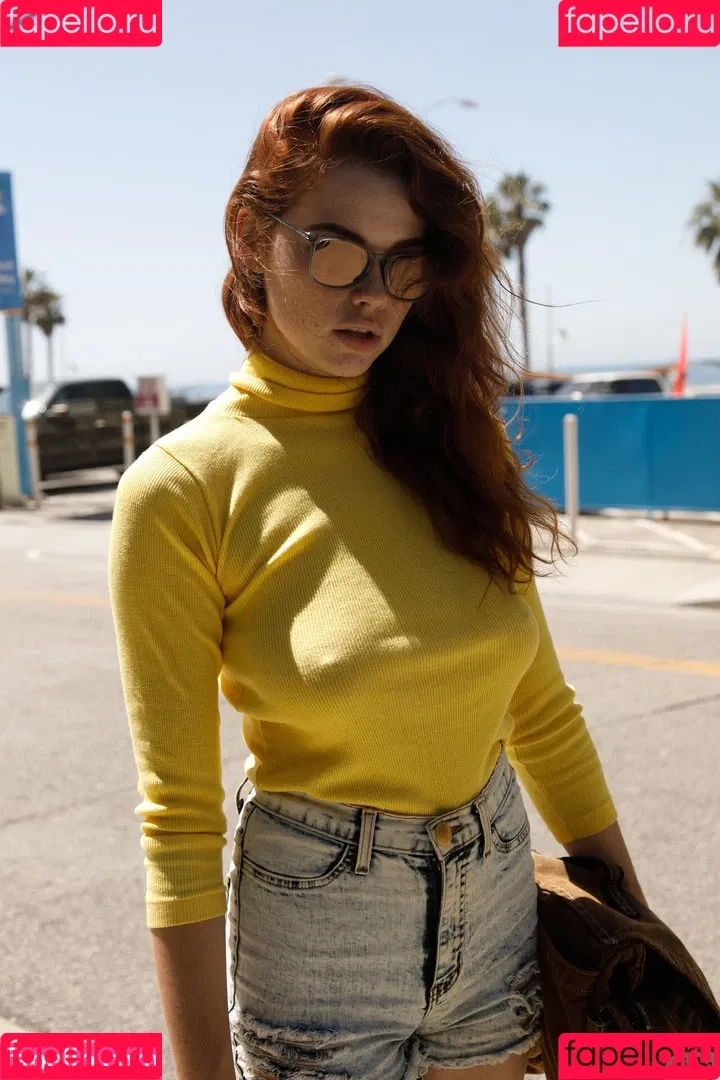 Sabrina Lynn Onlyfans Photo Gallery 