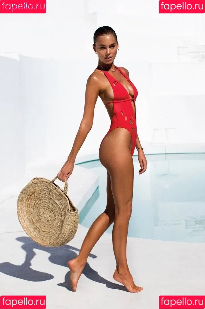 Elizabeth Turner Onlyfans Photo Gallery 