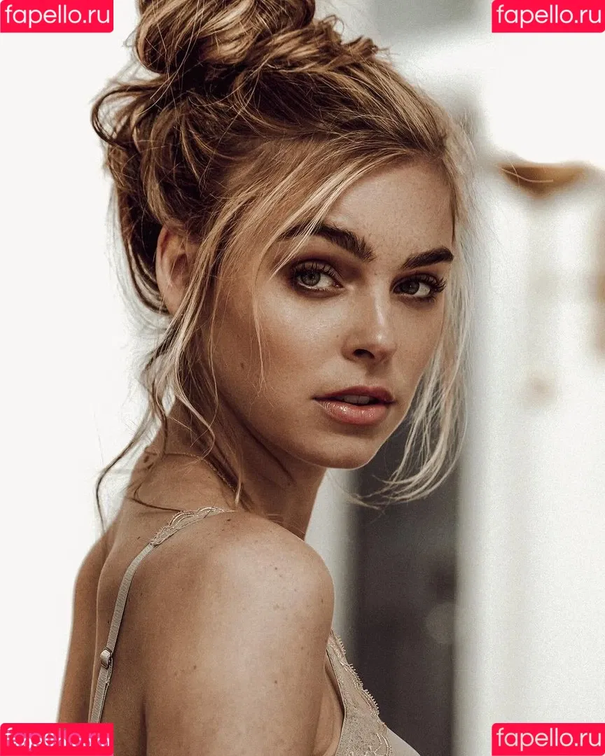 Elizabeth Turner Onlyfans Photo Gallery 