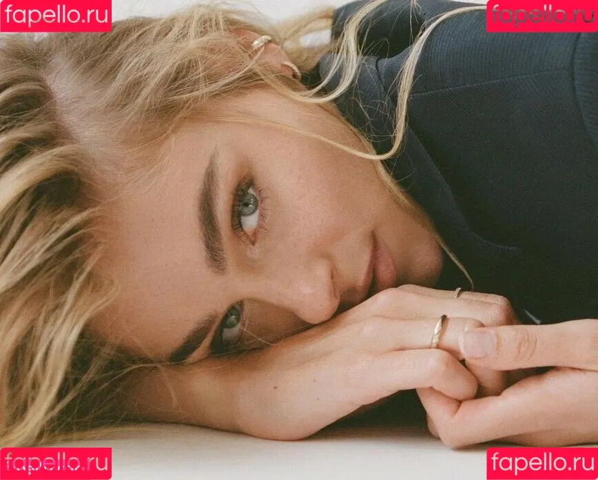 Elizabeth Turner Onlyfans Photo Gallery 