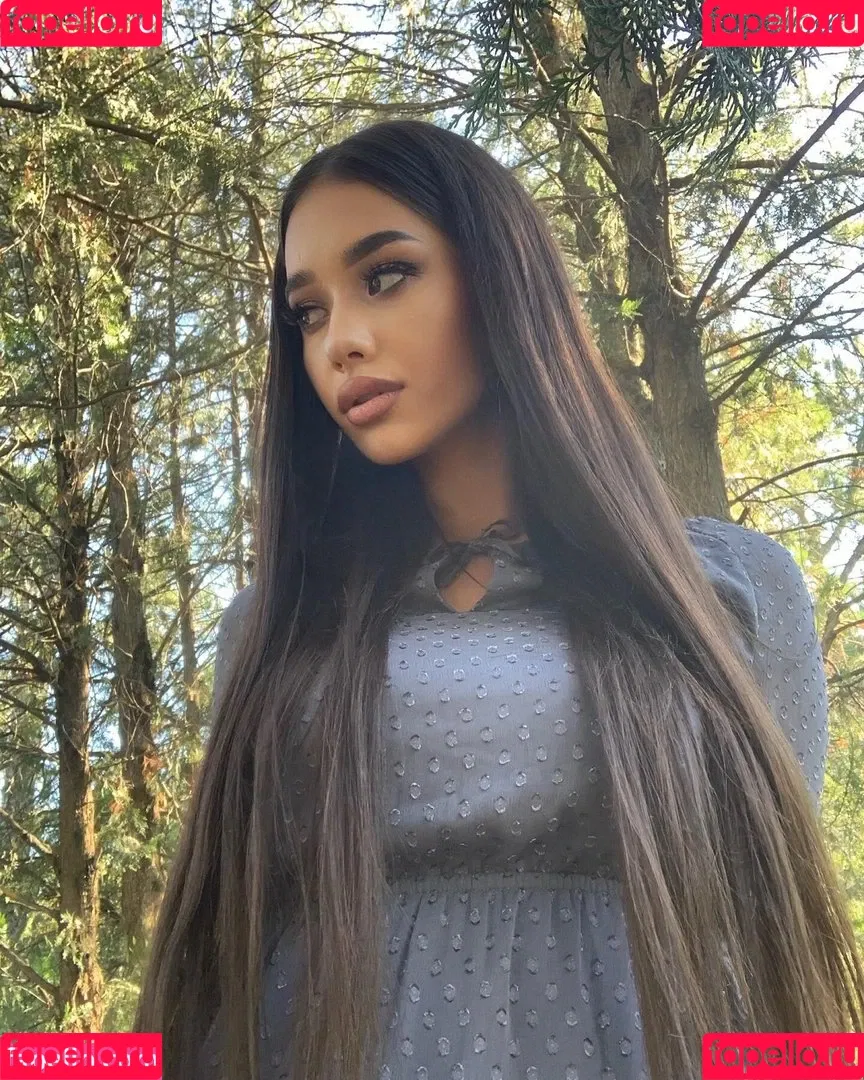 Sophia Adamova Onlyfans Photo Gallery 