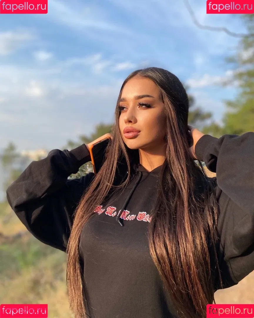 Sophia Adamova Onlyfans Photo Gallery 
