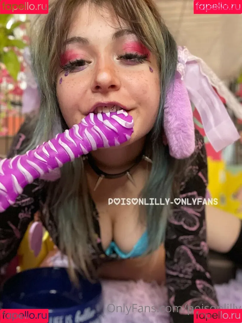 poisonlilly Onlyfans Photo Gallery 