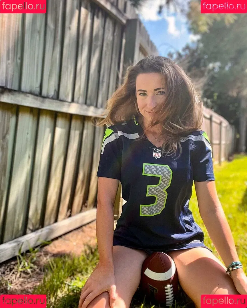Krisea Marina Onlyfans Photo Gallery 