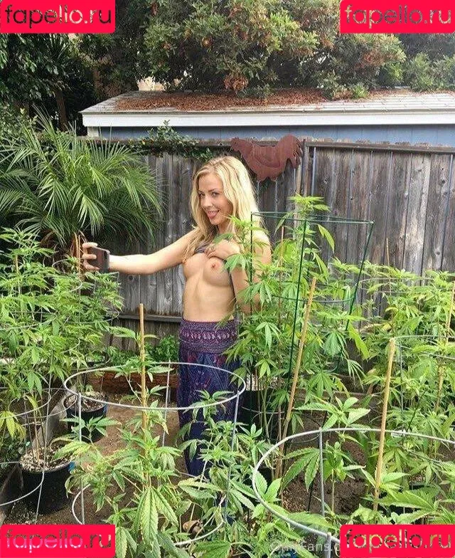 karlakush420 Onlyfans Photo Gallery 