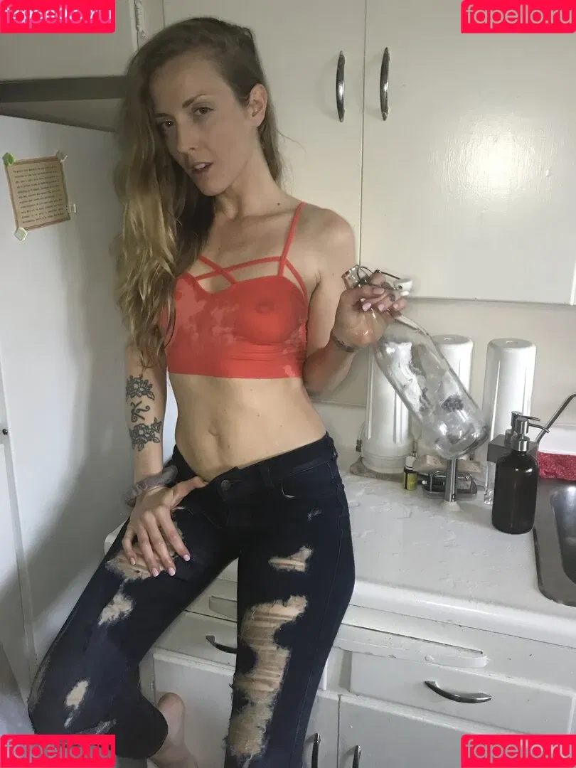 karlakush420 Onlyfans Photo Gallery 