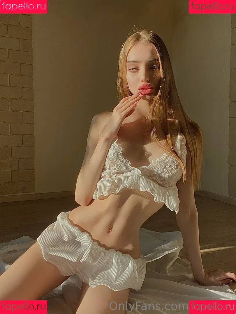 Imelina Onlyfans Photo Gallery 