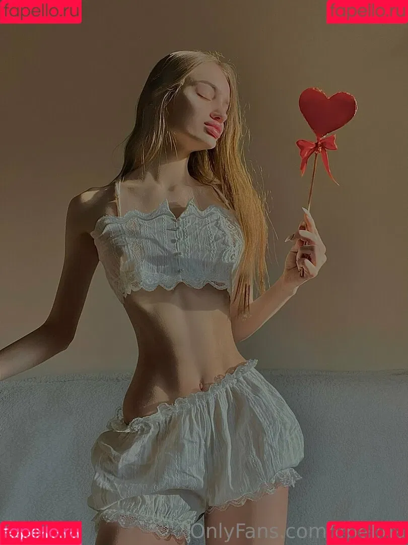 Imelina Onlyfans Photo Gallery 