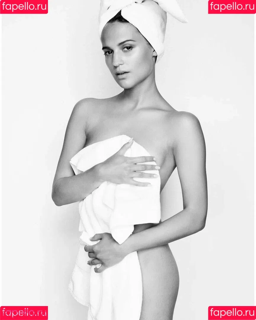 Alicia Vikander Onlyfans Photo Gallery 