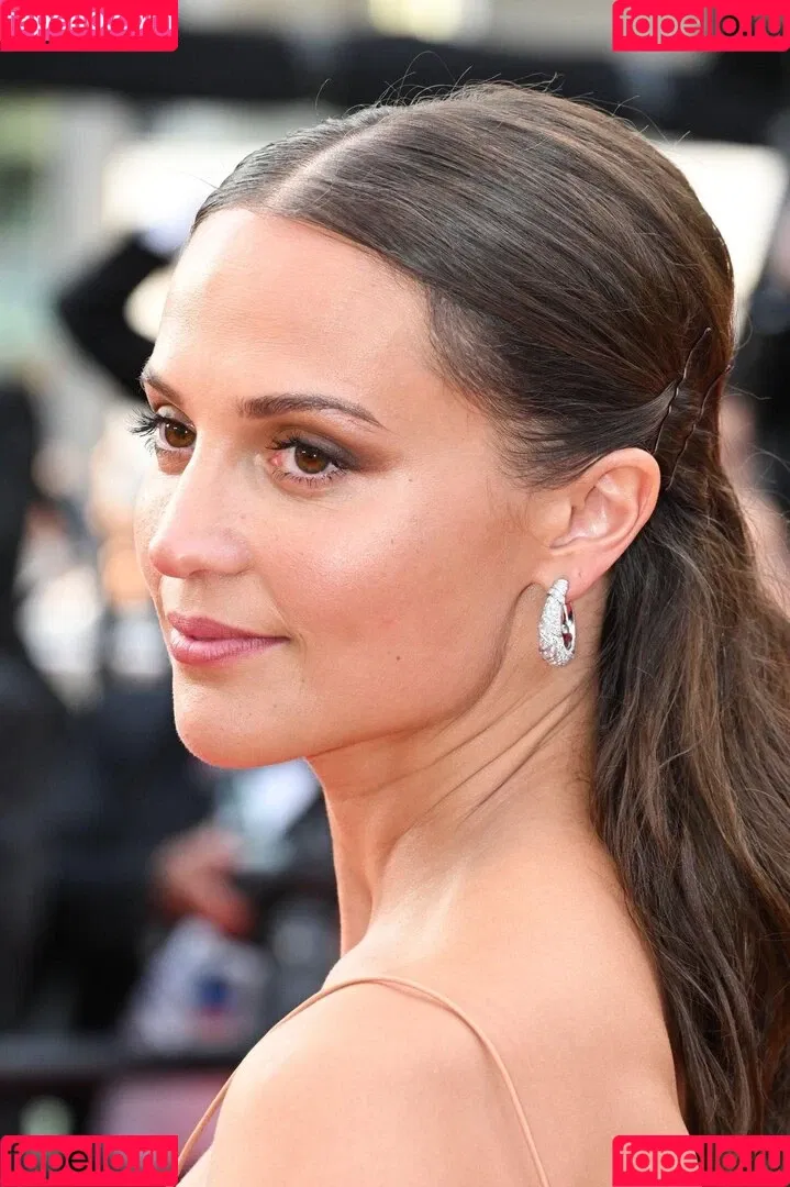 Alicia Vikander Onlyfans Photo Gallery 