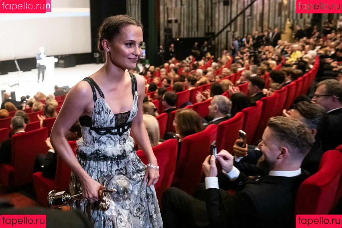 Alicia Vikander Onlyfans Photo Gallery 
