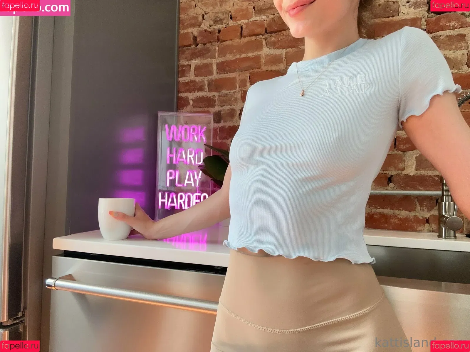 kattinthehatfree Onlyfans Photo Gallery 