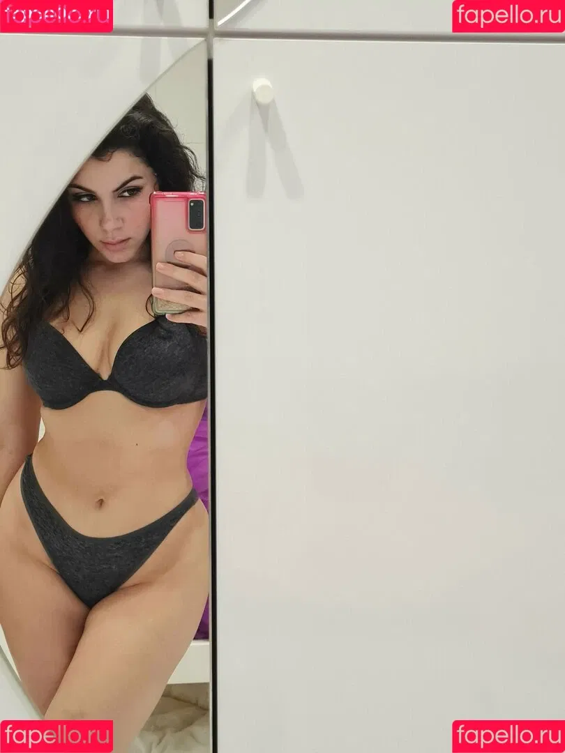 freenappi Onlyfans Photo Gallery 