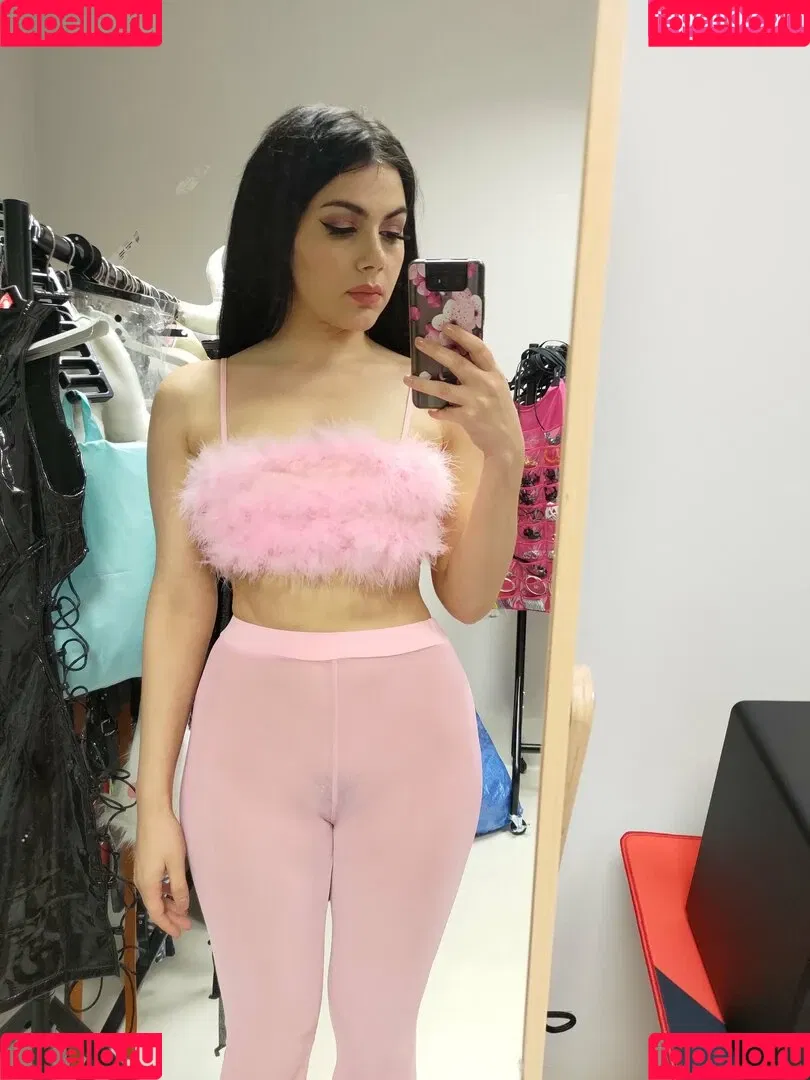 freenappi Onlyfans Photo Gallery 