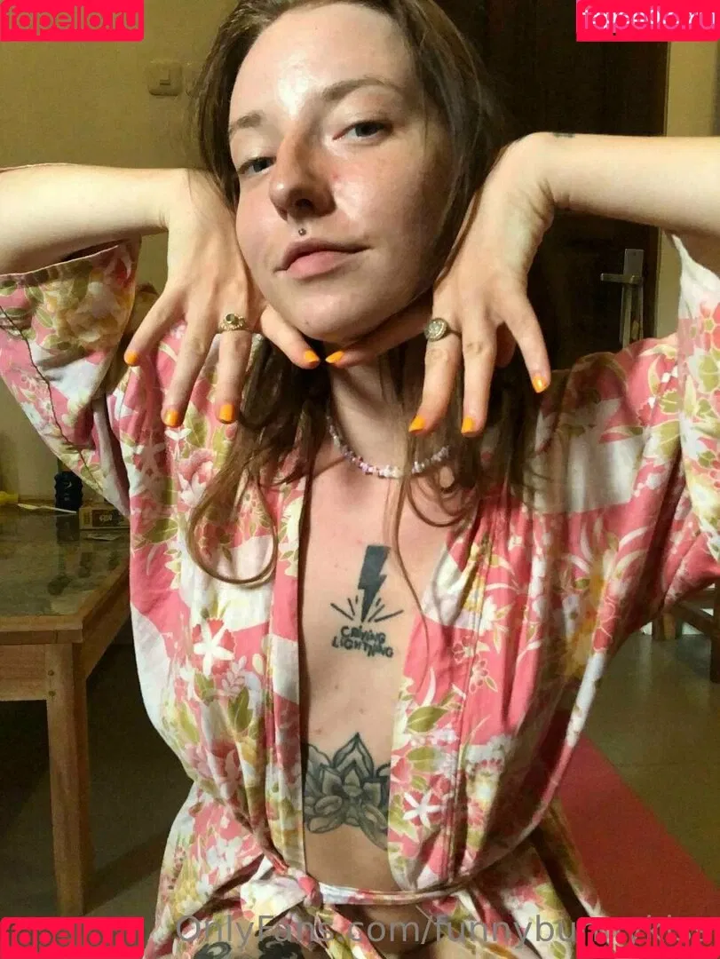funnybunnykiss Onlyfans Photo Gallery 