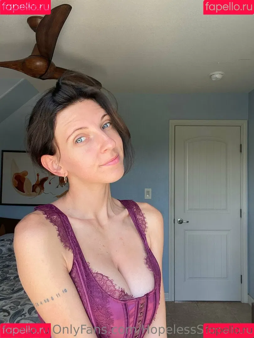 hopelesssofrantic Onlyfans Photo Gallery 