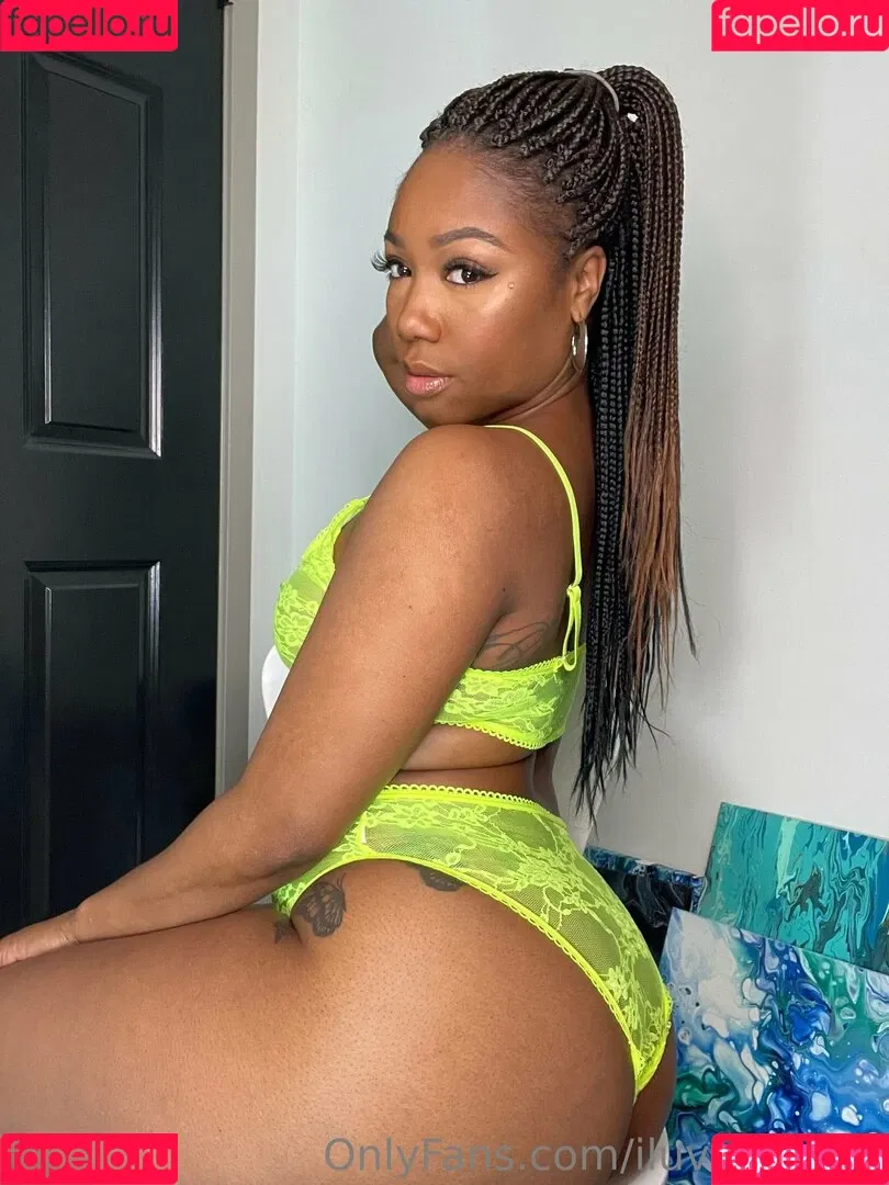 iluvchanell_ Onlyfans Photo Gallery 