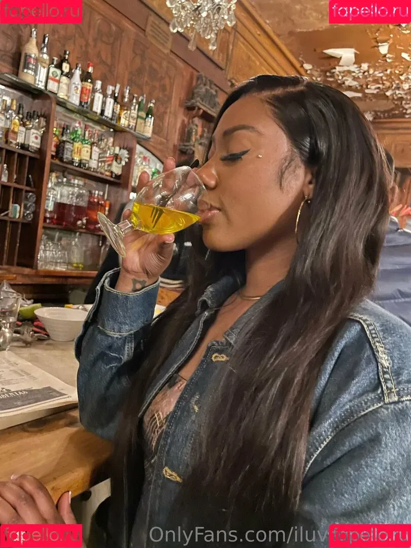 iluvchanell_ Onlyfans Photo Gallery 