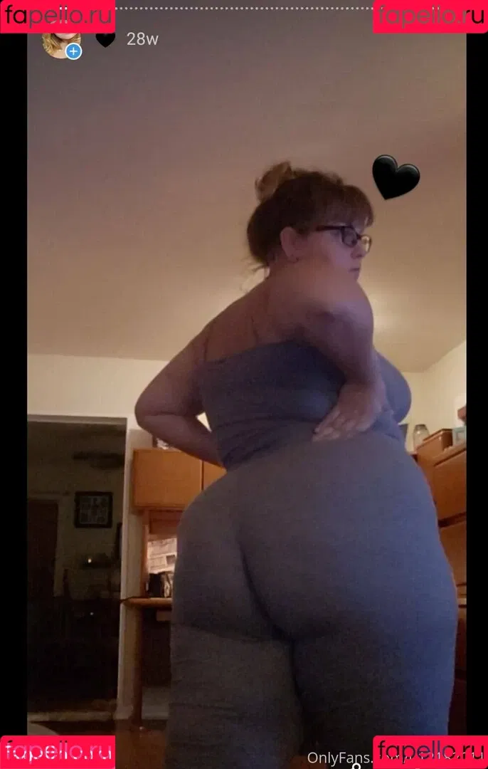 fatassgoddess Onlyfans Photo Gallery 