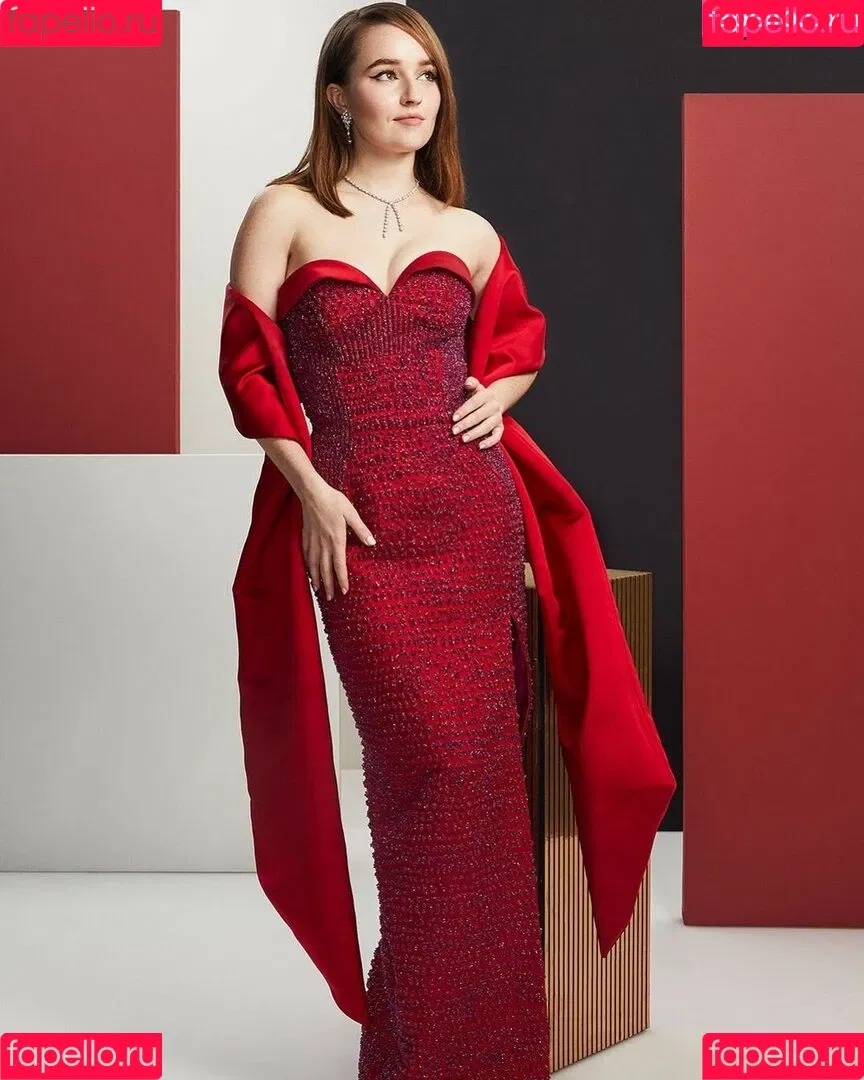 Kaitlyn Dever Onlyfans Photo Gallery 
