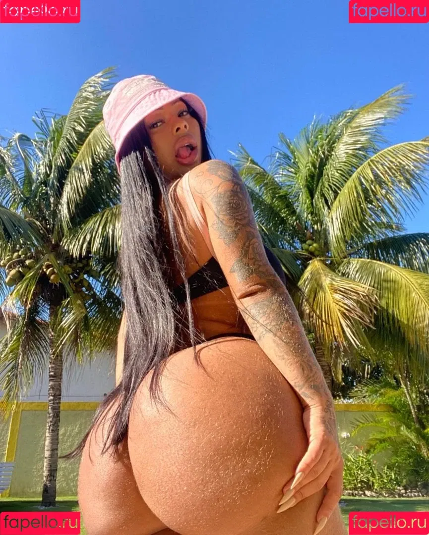 Valentina Ferraz Onlyfans Photo Gallery 